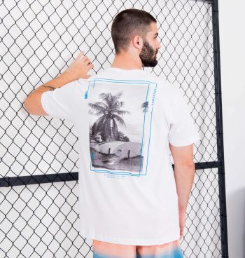 Camiseta Básica Estampa Surf