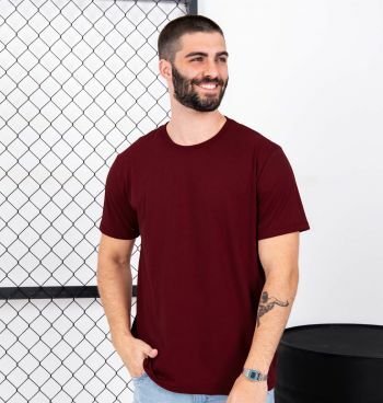 Camiseta Masculina Básica Gola Redonda
