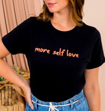 Camiseta Estampa Self Love