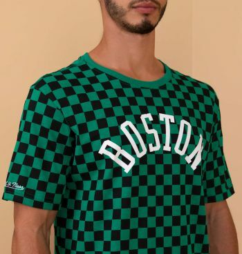 Camiseta Quadriculada Boston