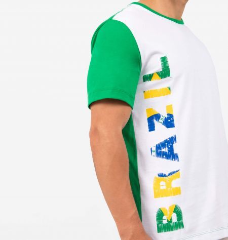 Camiseta Com Estampa Lateral Do Brazil